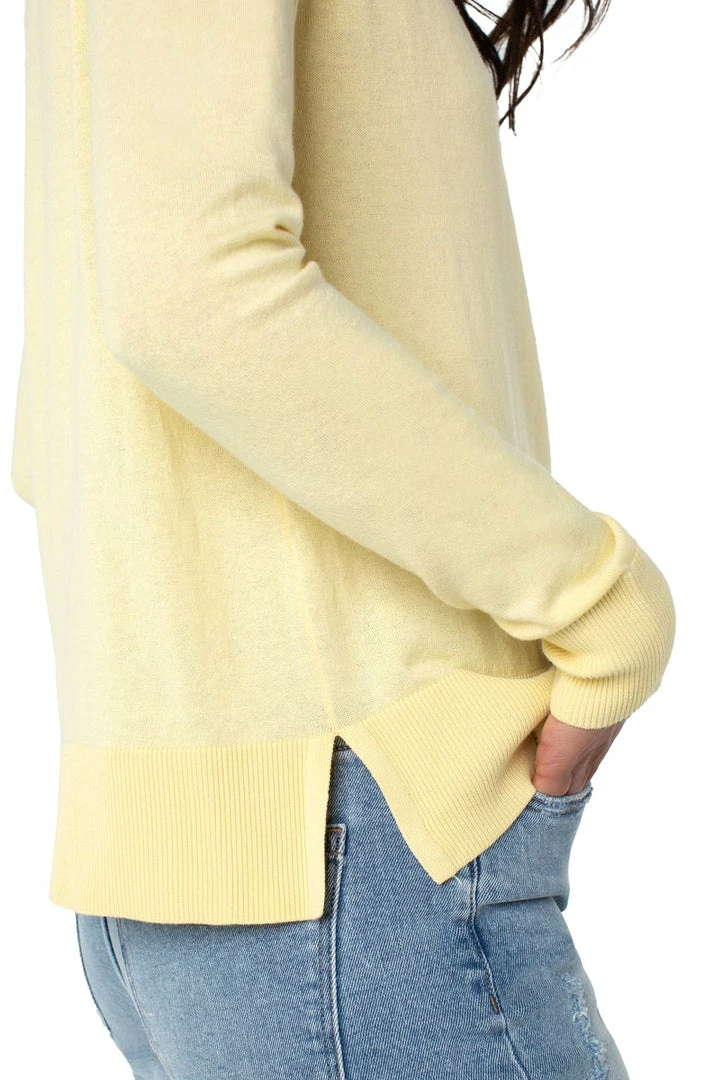 Wholesale โ๏ธ Liverpool Los Angeles Raglan Sweater With Side Slits ๐ฅ 6 Liverpool Los Angeles Raglan Sweater With Side Slits