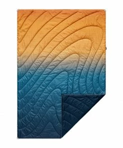 Brand new 😉 Rumpl Original Puffy Printed Blanket 🛒 21 Rumpl Original Puffy Printed Blanket