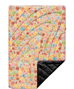 Brand new 😉 Rumpl Original Puffy Printed Blanket 🛒 24 Rumpl Original Puffy Printed Blanket